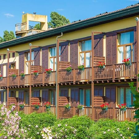 Hotel Golf Inn Lignano Sabbiadoro Zewnętrze zdjęcie