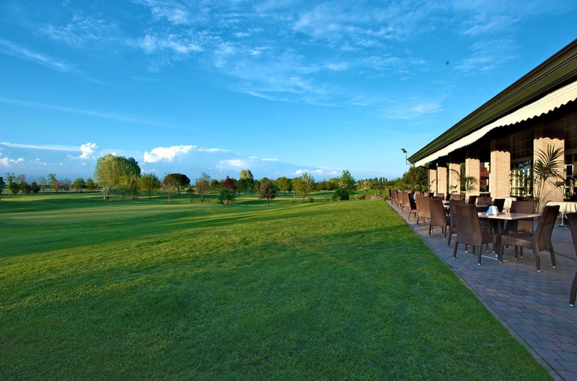 Hotel Golf Inn Lignano Sabbiadoro Zewnętrze zdjęcie