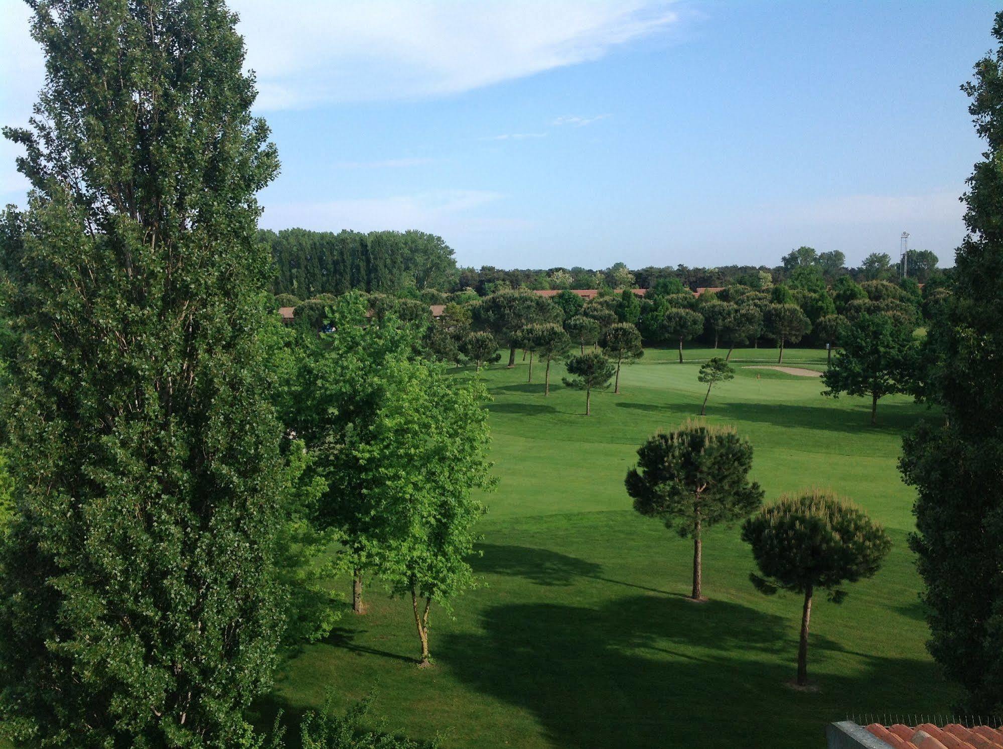 Hotel Golf Inn Lignano Sabbiadoro Zewnętrze zdjęcie